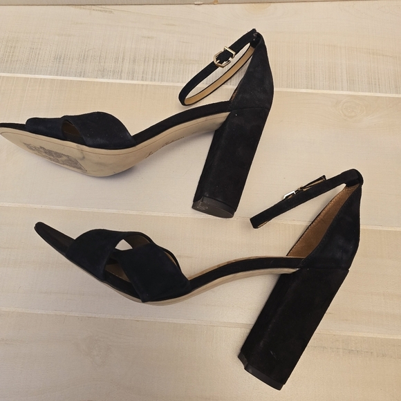 {11} Sam Edelman Yancy Block Heel Ankle Strap Sandals in Black Suede - Picture 13 of 16
